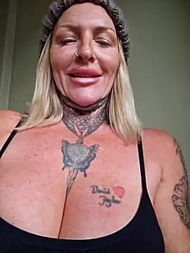 YourMommyBlair thumbnail